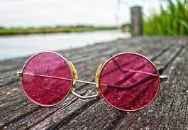 rose-colored glasses