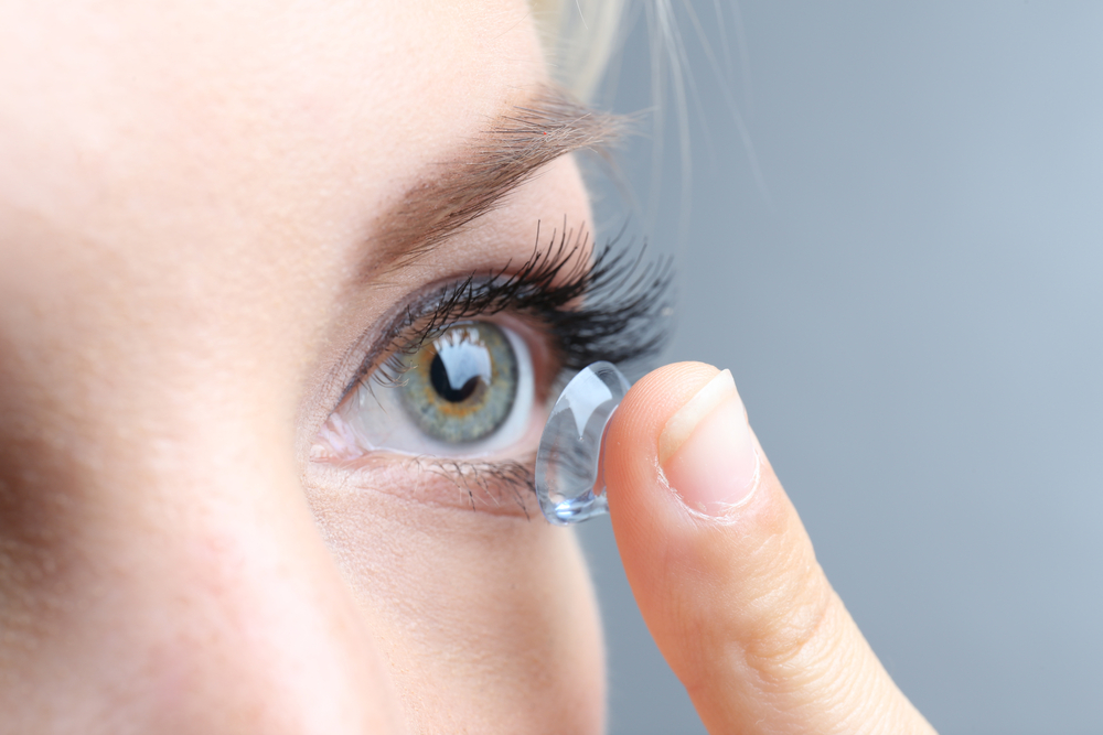 Best Contacts for Dry Eyes